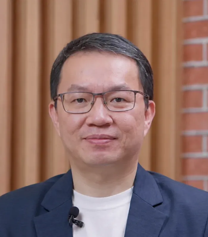 Erwin Susilo, Head of Digital Transformation at PT. Sinar Mitra Sepadan Finance (SMSFinance)