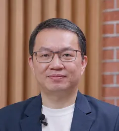 Erwin Susilo, Head of Digital Transformation at PT. Sinar Mitra Sepadan Finance (SMSFinance)