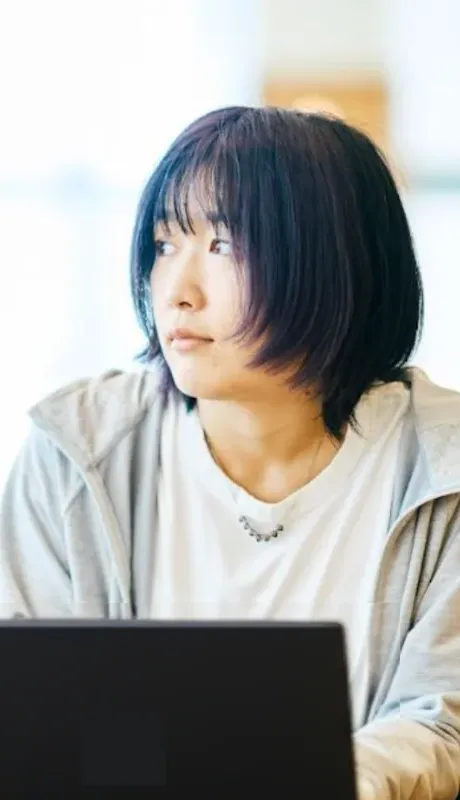 Li Shiyingxue, Senior Vice President