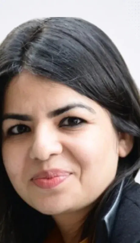 Spriha G., Senior Director of Data