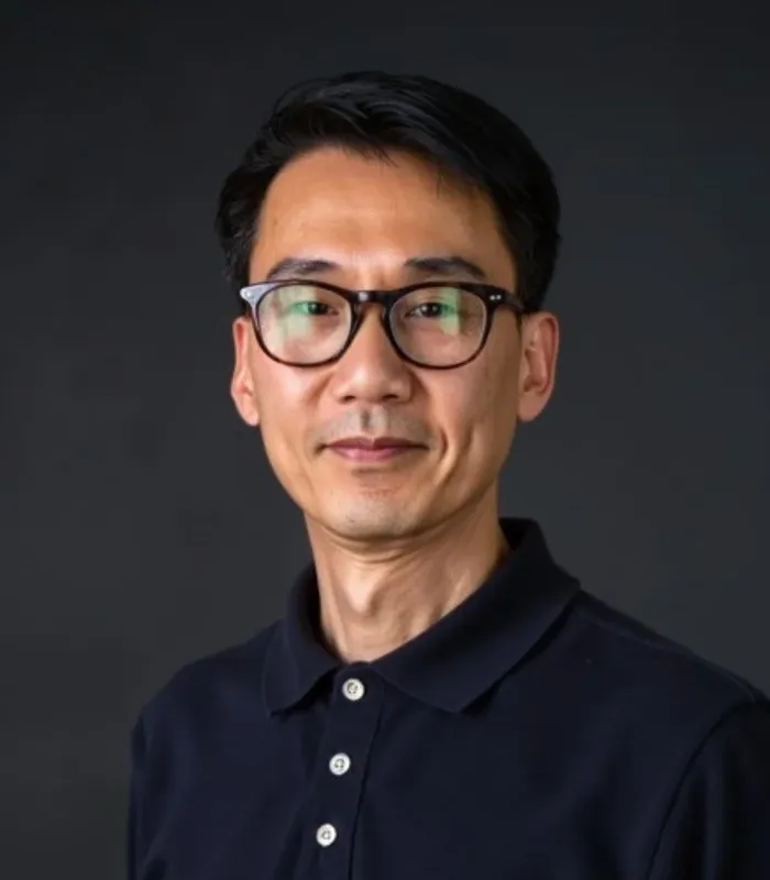 Eric Kim, Head of Data and AI Operations at Group 1001