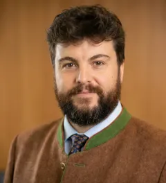 Chris de Gruben, Senior Director, Head of Property & PE at Artefact