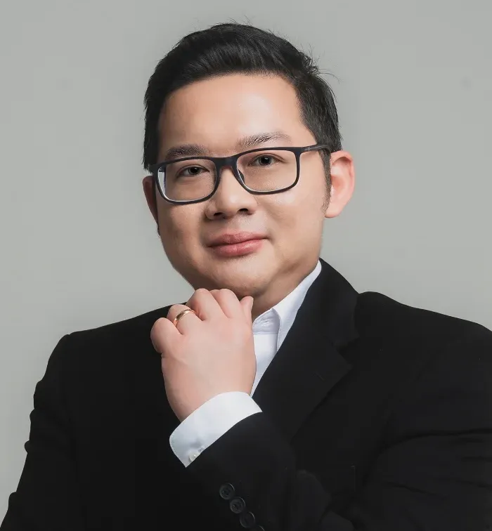 Dr. Irvan Bastian Arief, Vice President of Data & AI at tiket.com