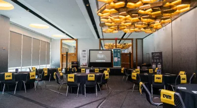 UNSW leaders in the room